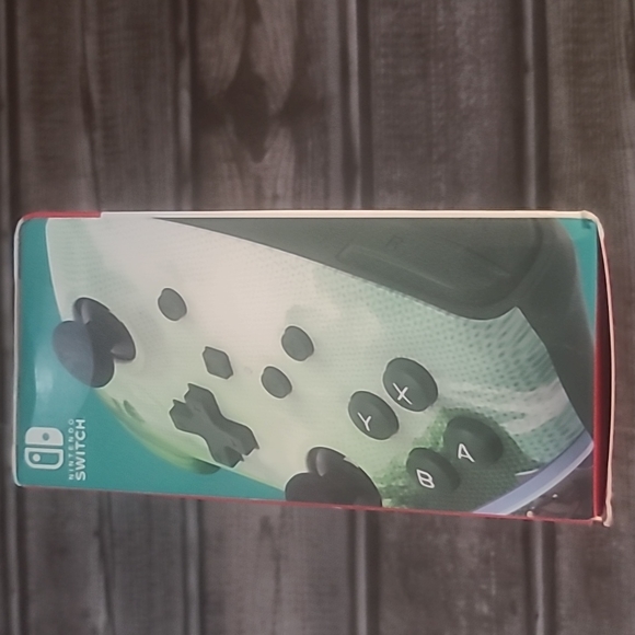 Nintendo Switch Zelda Power A Wired Controller - Picture 3 of 4